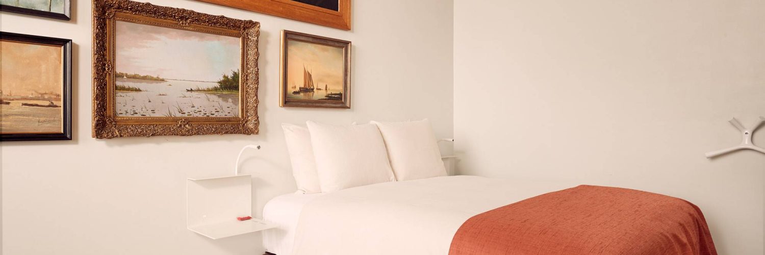 3. Mini Suite