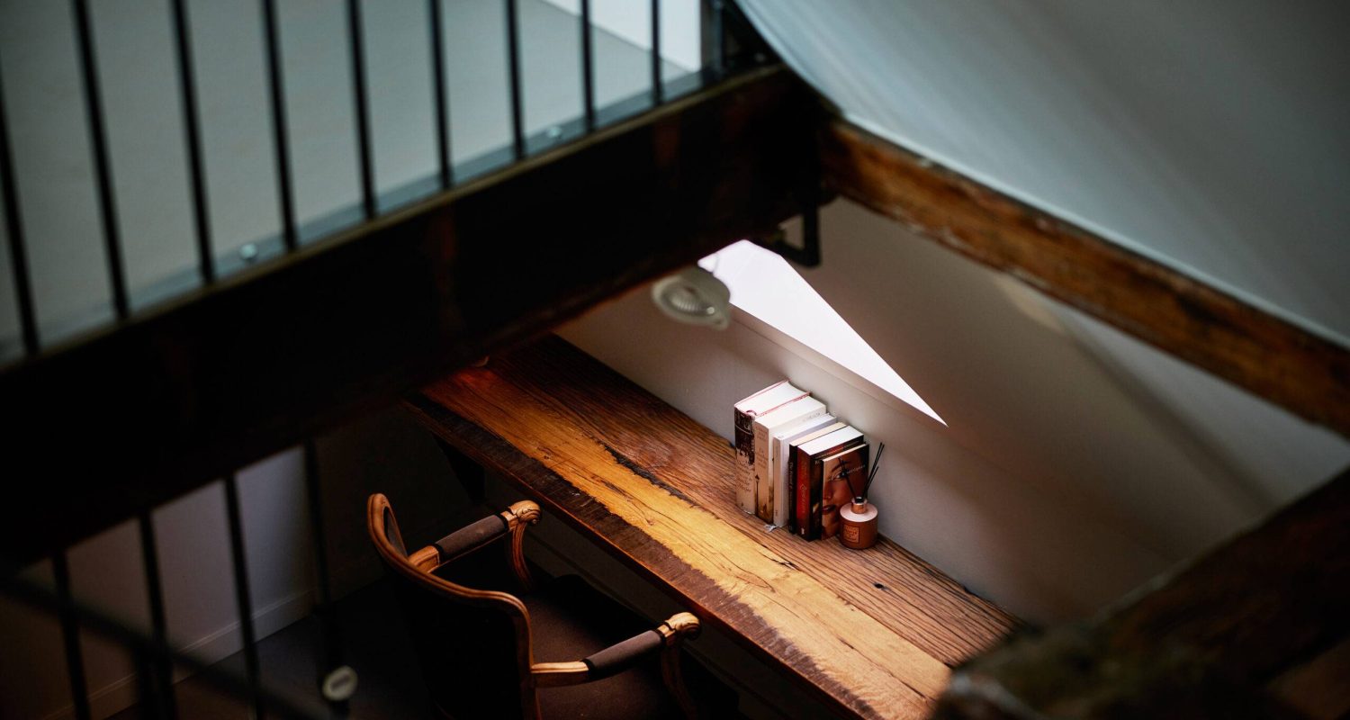 Warehouse apartment (split level) | Miss Blanche hotel Groningen